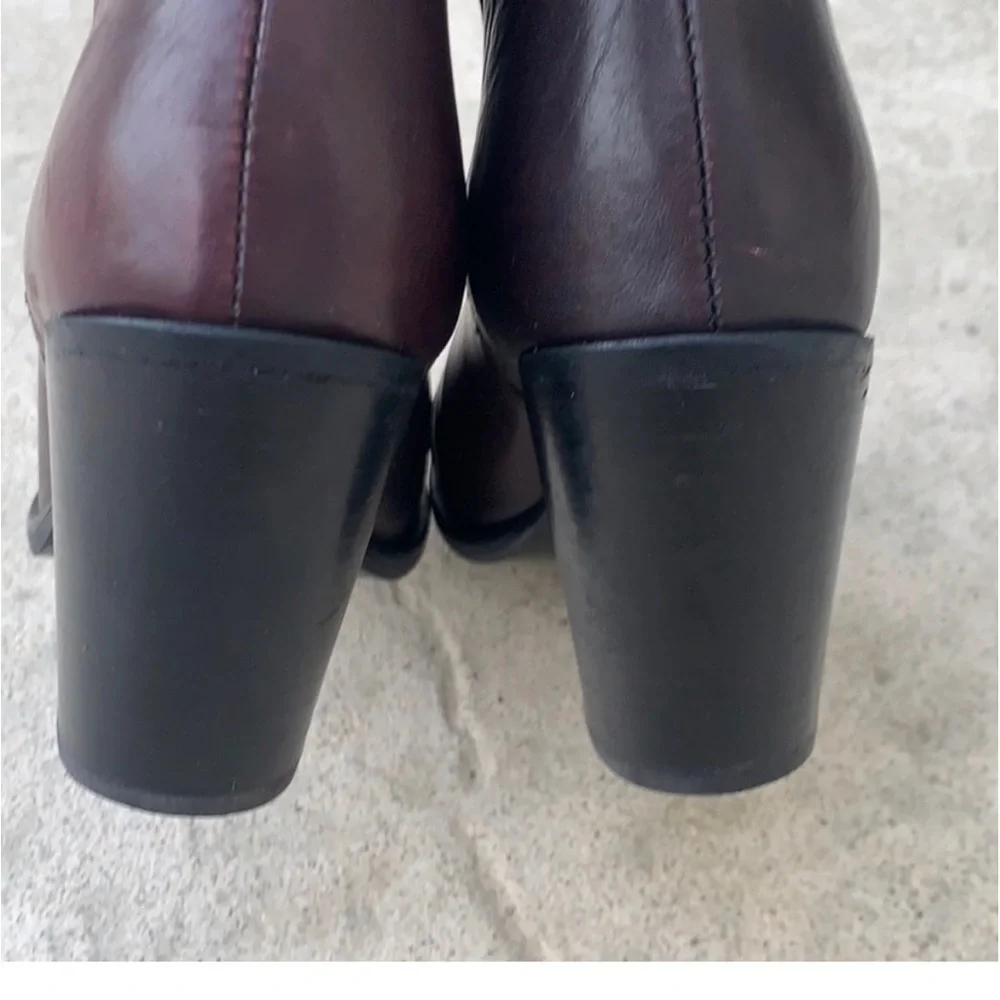 BOEMOS Women's Burgundy Heeled Ankle Bootie Size EU 38/8